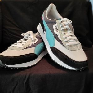 Men's Puma Future Rider, Size 9.5